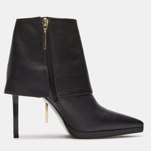 Steve Madden Renee boot NWT